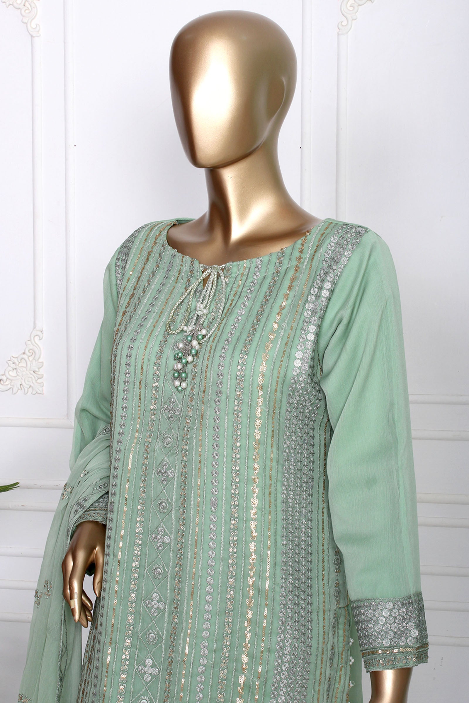 CLASSY CHARM (RO-120)