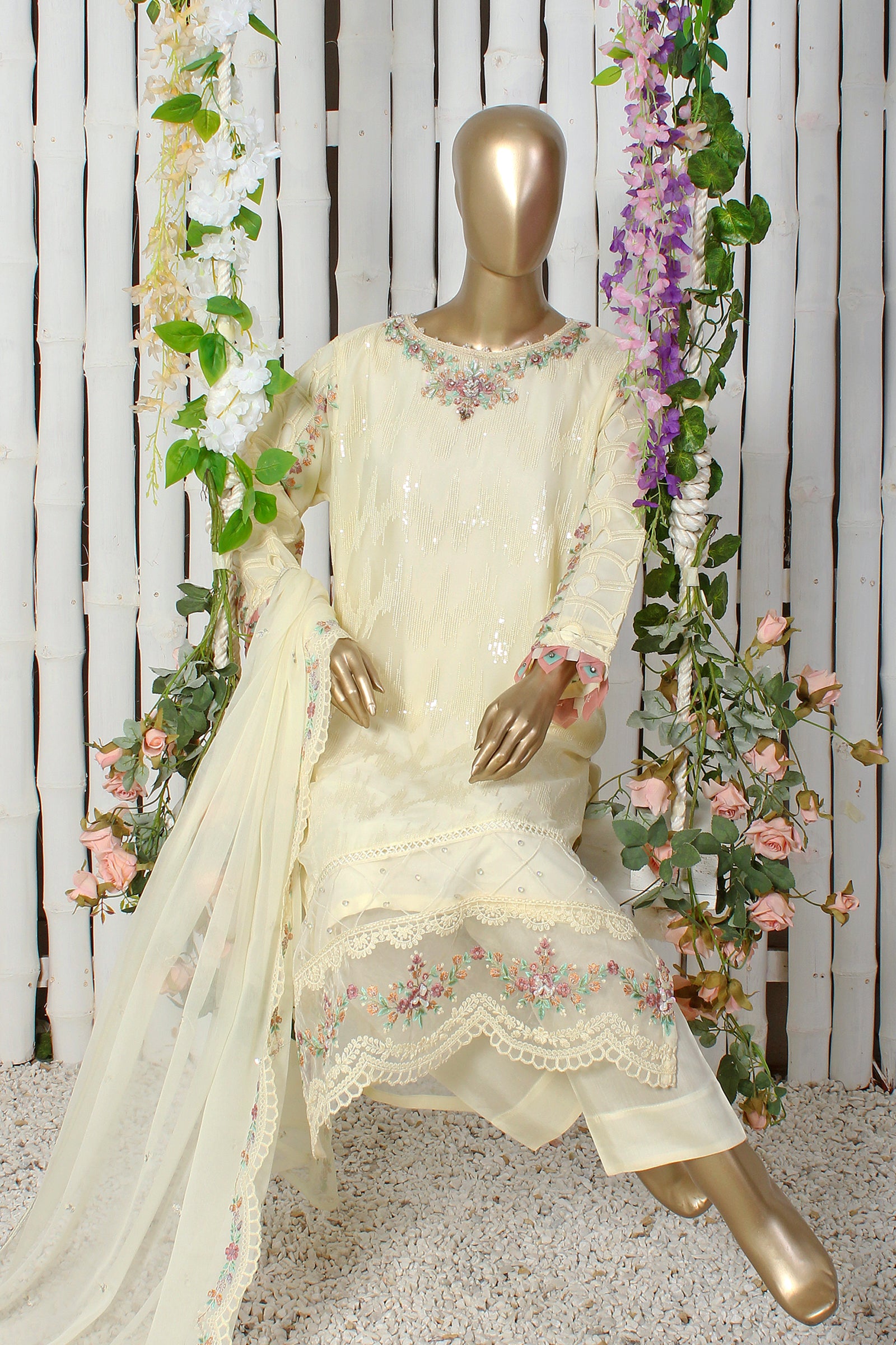 CLASSY CHARM (RO-174)