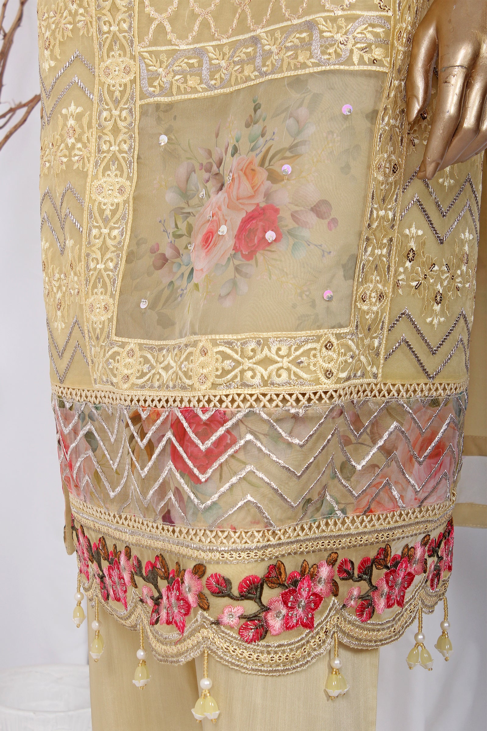 BLOSSOM ATTIRE (RO-185)