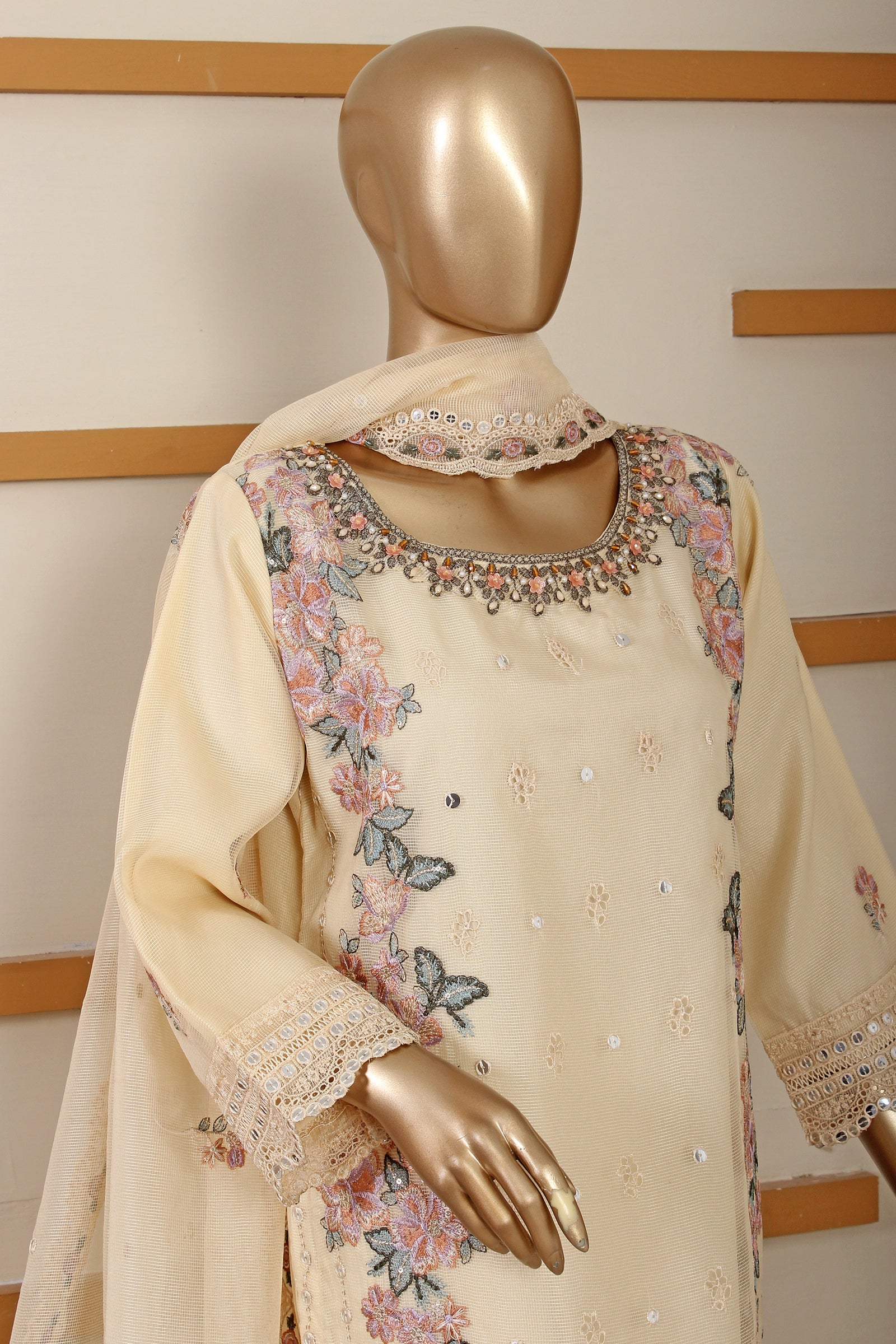 TRENDY TROVE (RO-186)