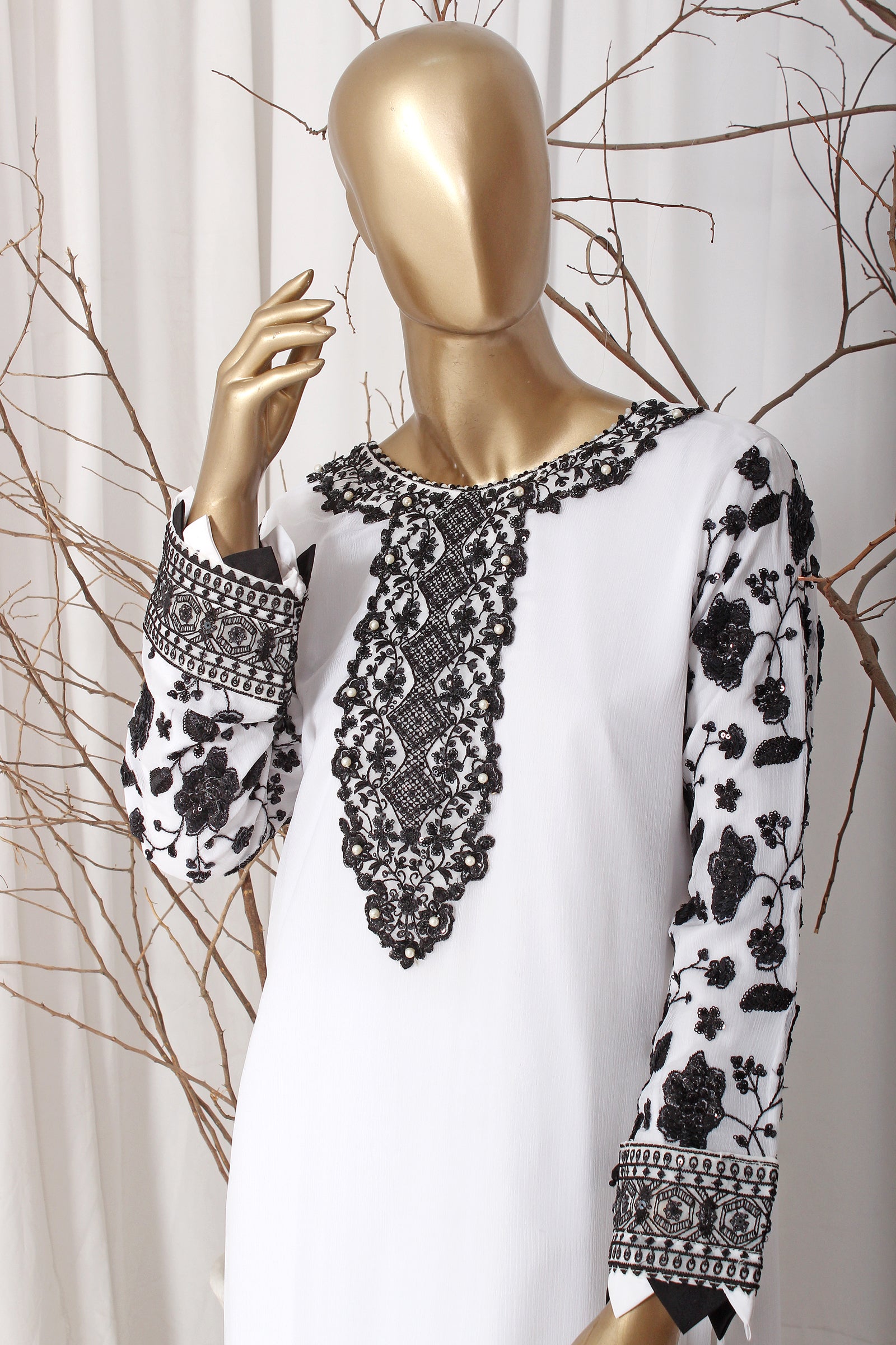 WHITE JASMINE (RO-225)