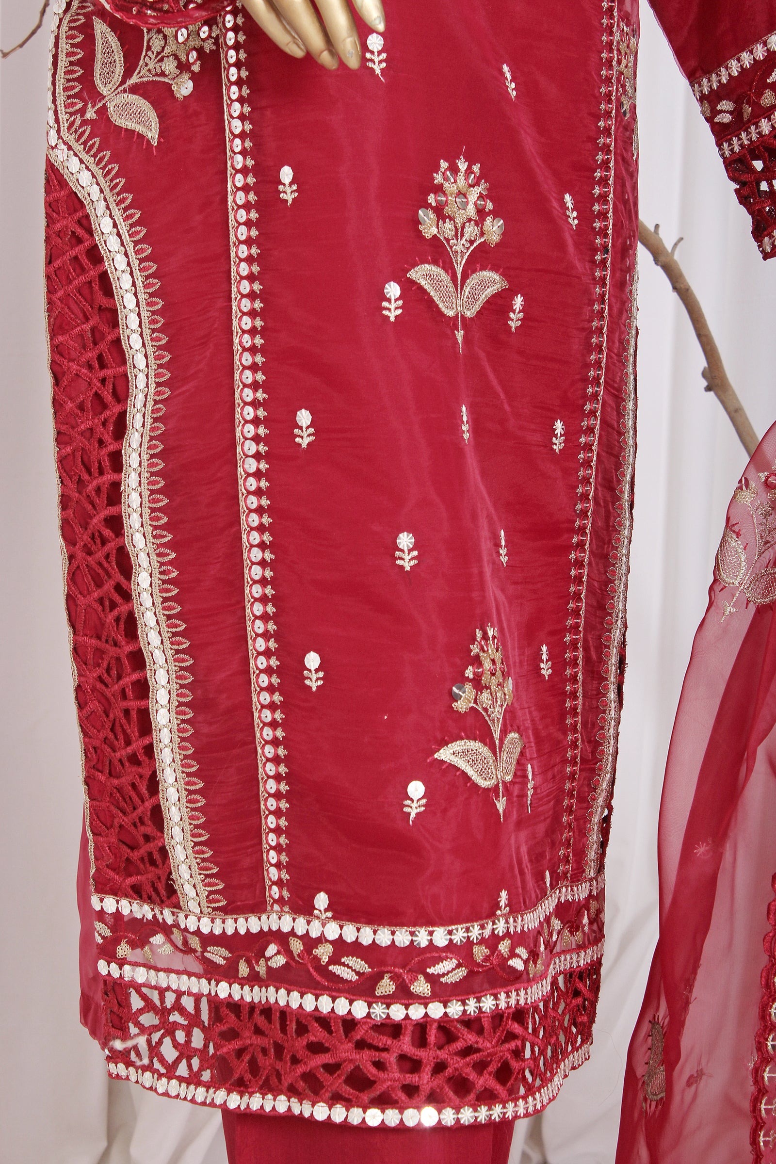 MEHAK-E-ZAUQ (RO-228)