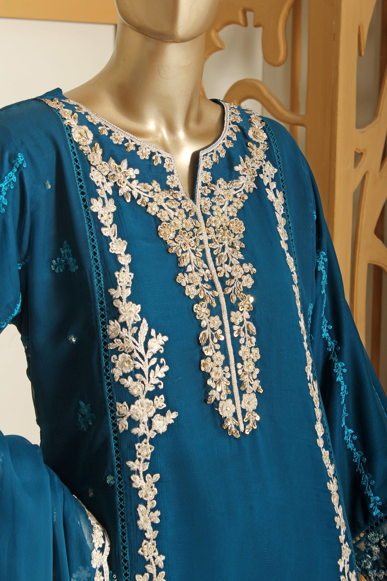 DIVINE CHARM (RO-252)