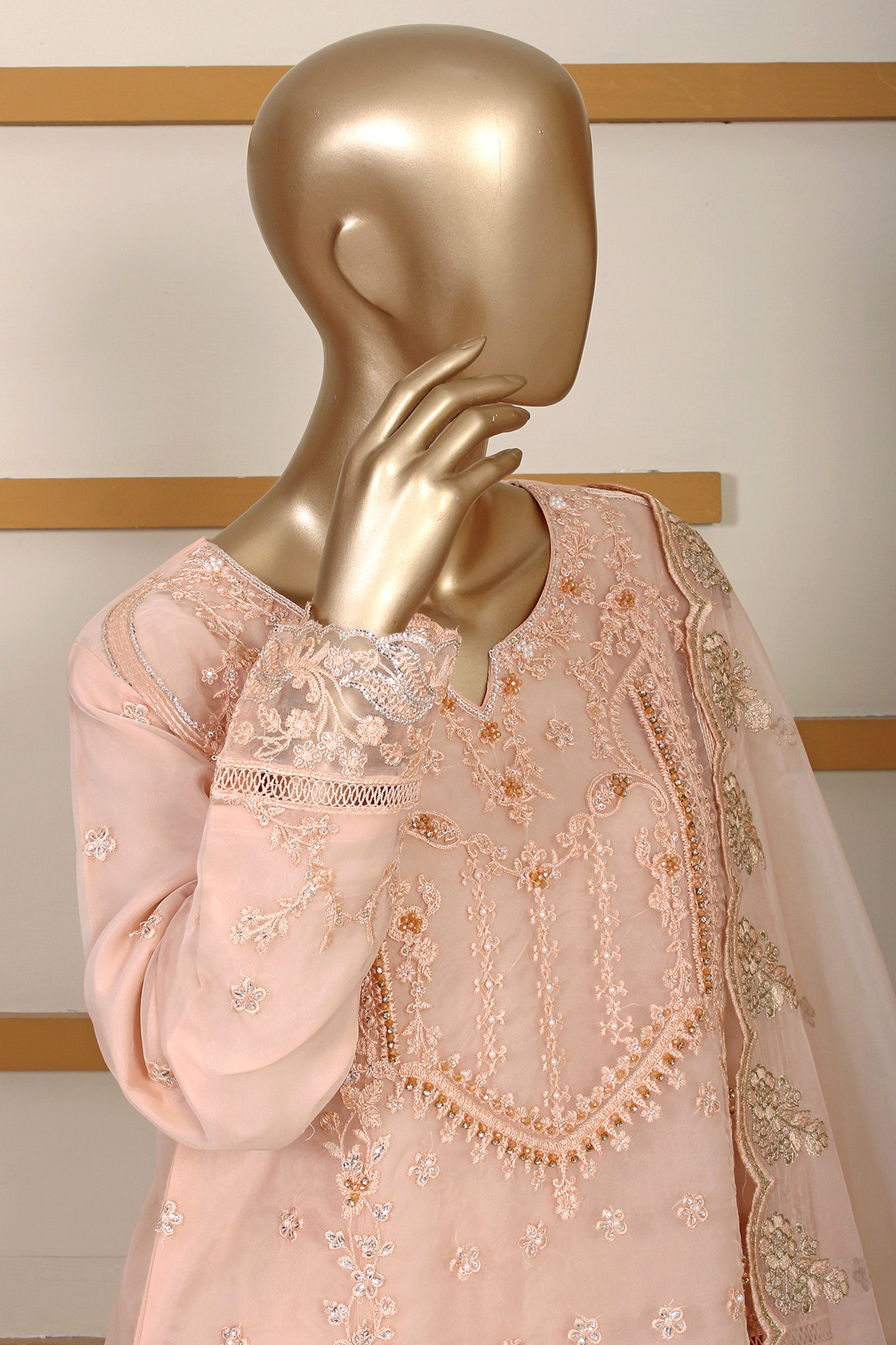 BLUSHING BEAUTY (RO-266)